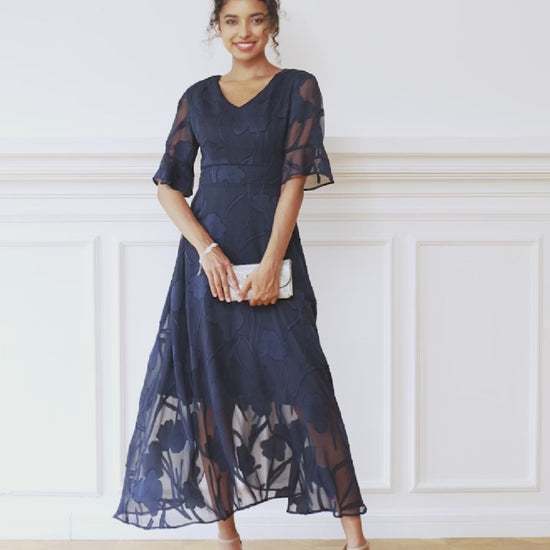 Flutter Fırfırlı Dantelli Maxi Elbise